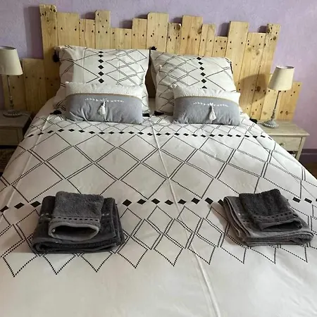 Le Embarque - Gere Par Presta-zen'services - Barque Electrique En Supplement *