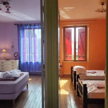 Le Embarque - Gere Par Presta-zen'services - Barque Electrique En Supplement Ferienhaus Verdun