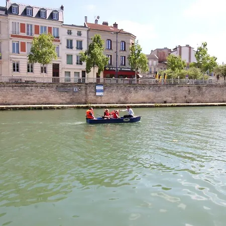 Le Embarque - Gere Par Presta-zen'services - Barque Electrique En Supplement Ferienhaus *